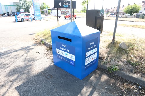 knife deposit bin